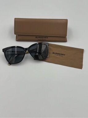 Women’s Burberry “Clare” BE4308 Sunglasses with UV Protection Made in Italy